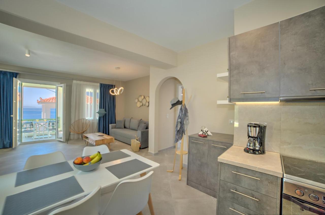 Corali Suites Andros Баці Екстер'єр фото