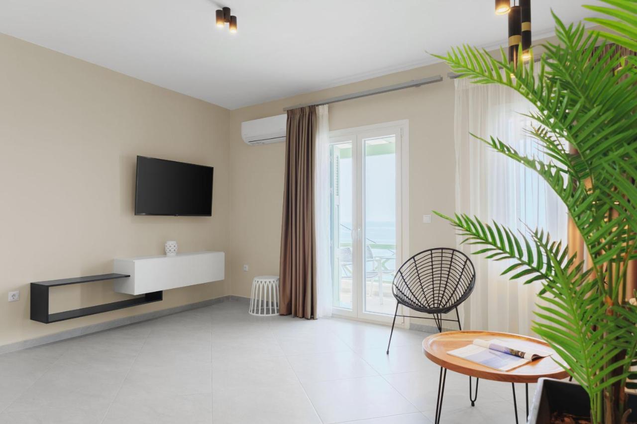 Corali Suites Andros Баці Екстер'єр фото