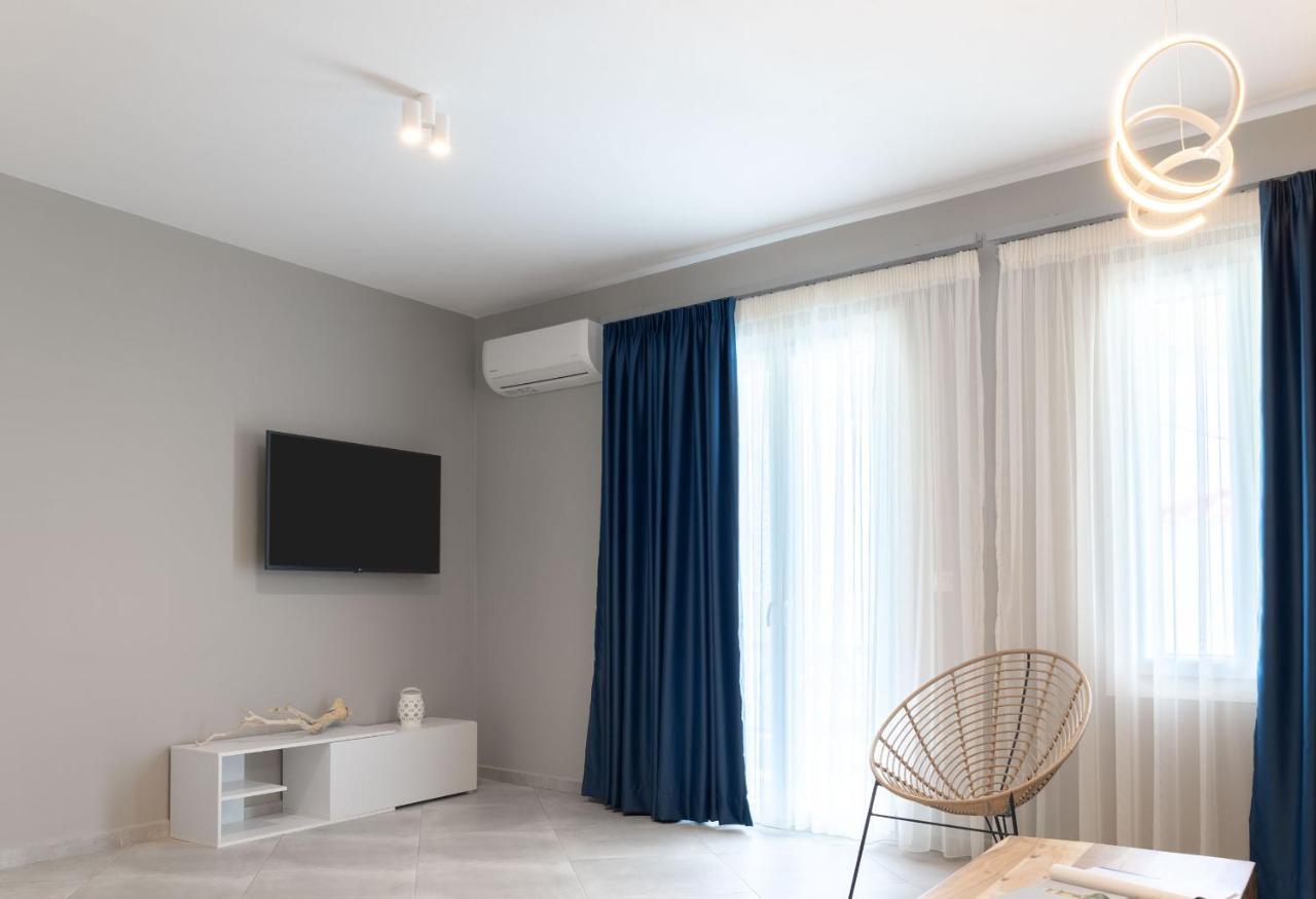 Corali Suites Andros Баці Екстер'єр фото